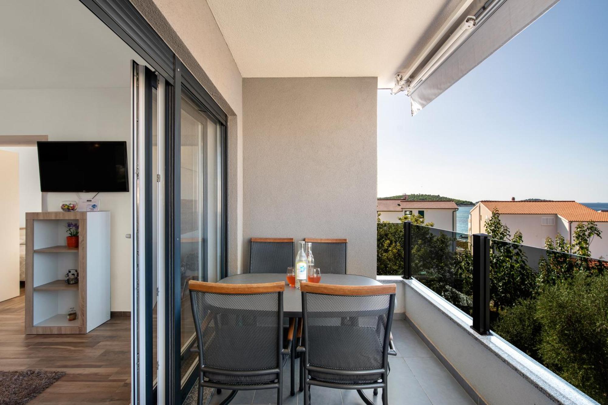 Apartments Boomerang Rogoznica  Oda fotoğraf