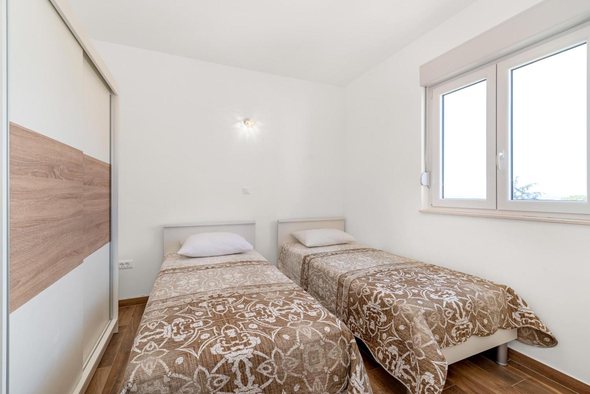 Apartments Boomerang Rogoznica  Oda fotoğraf